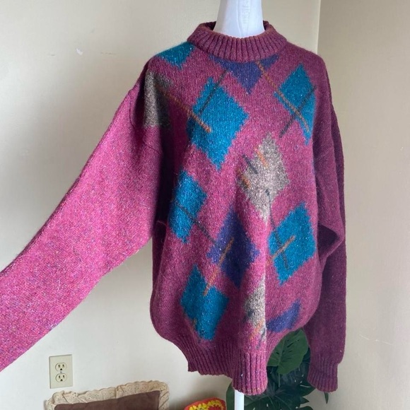 Vintage burgundy argyle wool mohair sweater - Picture 7 of 8